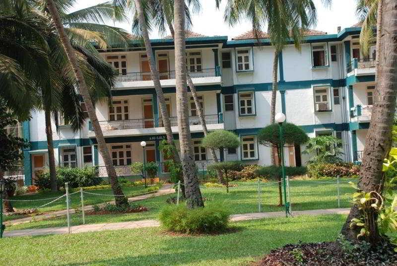 Dona Alcina Resorts Candolim Eksteriør billede